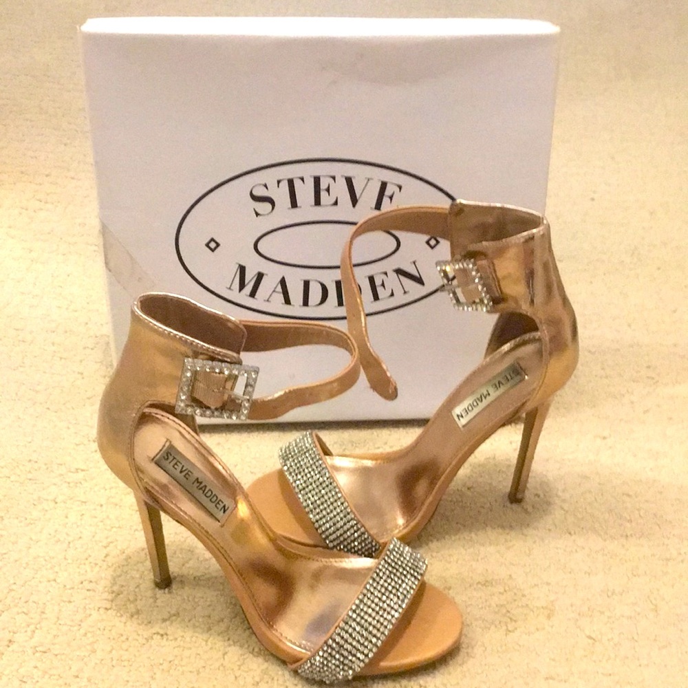 Host Pick: Steve Madden Marlen-R Rhinestone Ankle Strap Gold Stiletto 7.5 B - Picture 3 of 12